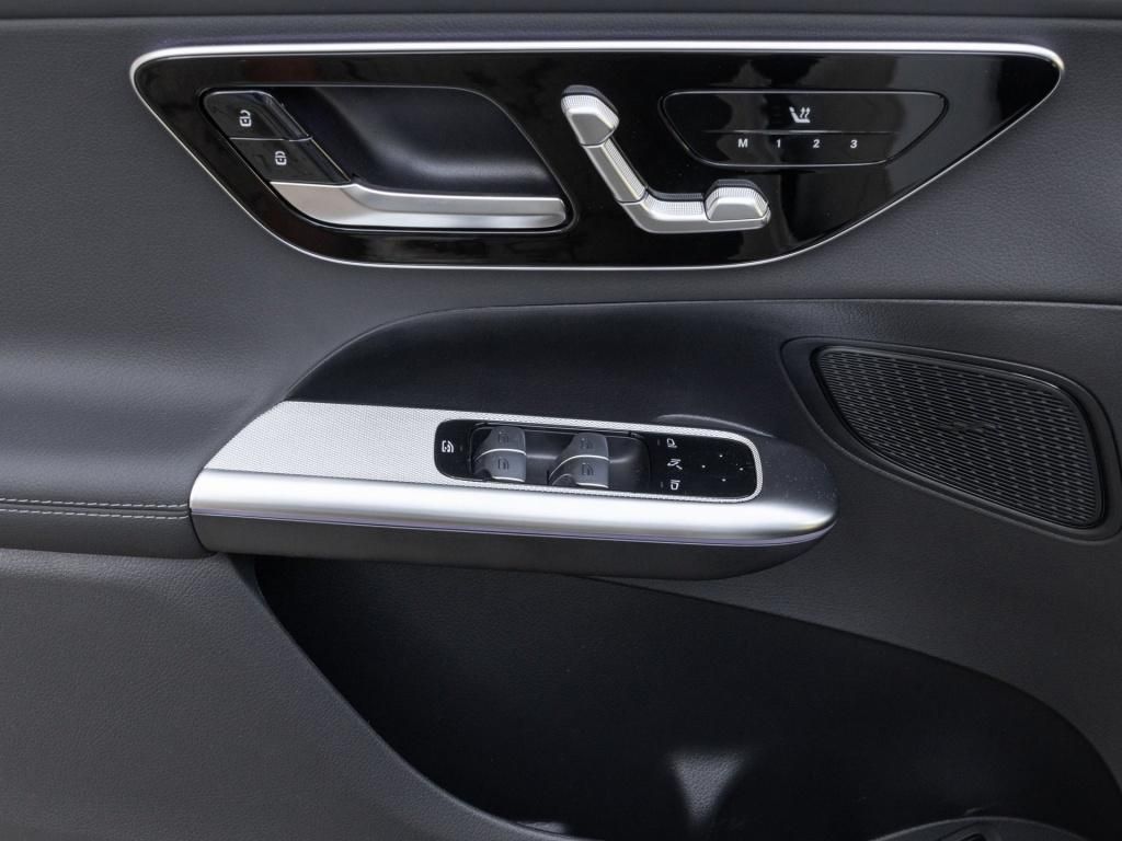 Mercedes-Benz GLC 200 d 4M AMG/LED/Pano/AHK/360/Memo/Totw/Easy