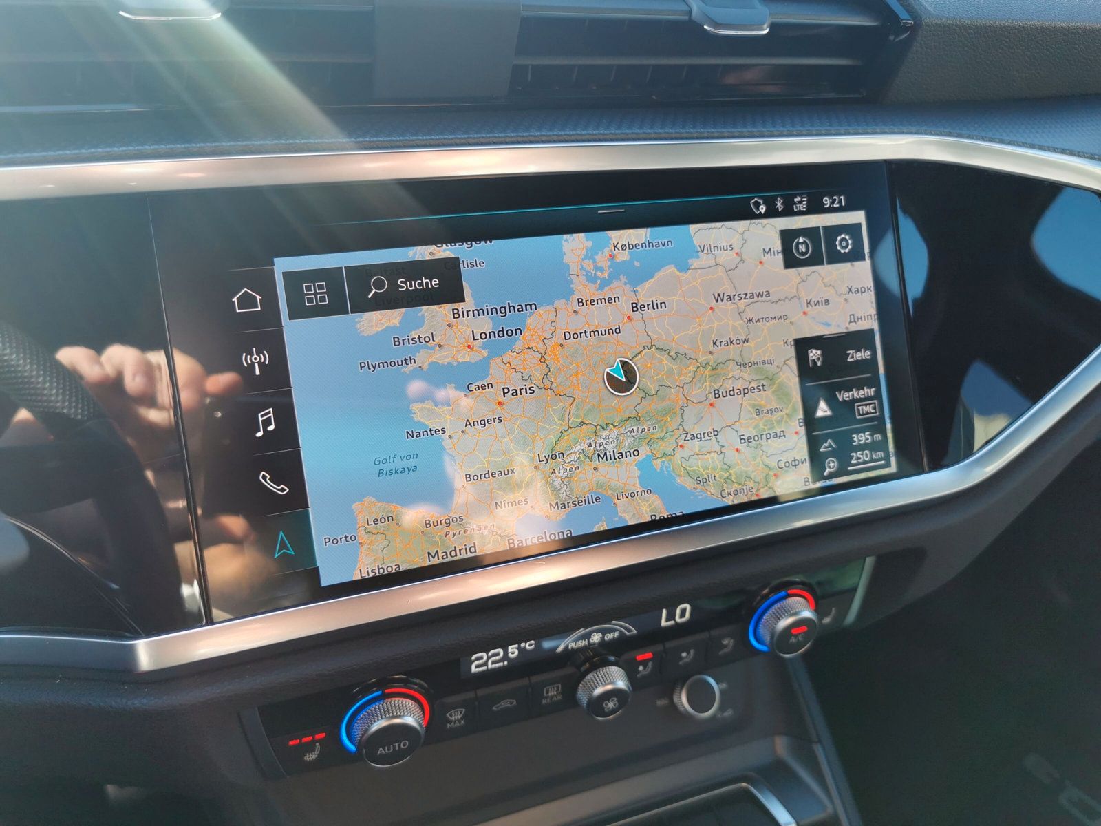 Audi Q3 S line 40 TDI quattro - Samsaru's Car Outlet