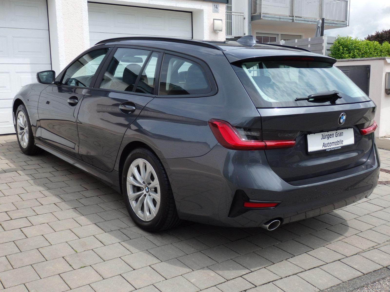 BMW 318d Touring Aut - Samsaru's Car Outlet