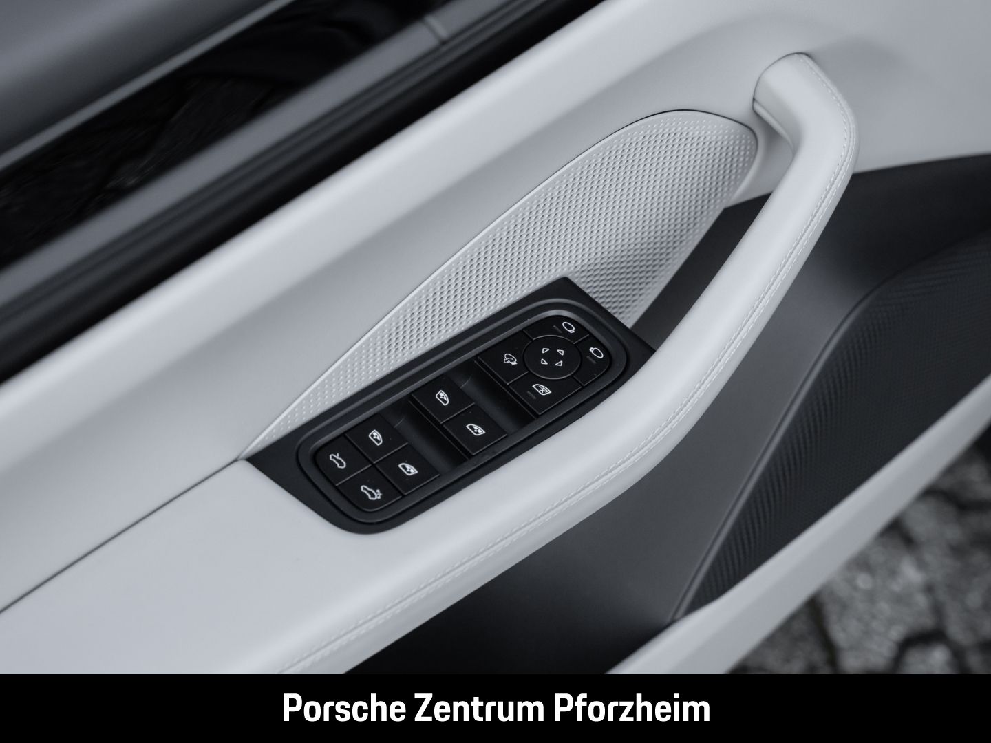 Porsche Macan 4S BOSE Surround-View Abstandstempomat LED