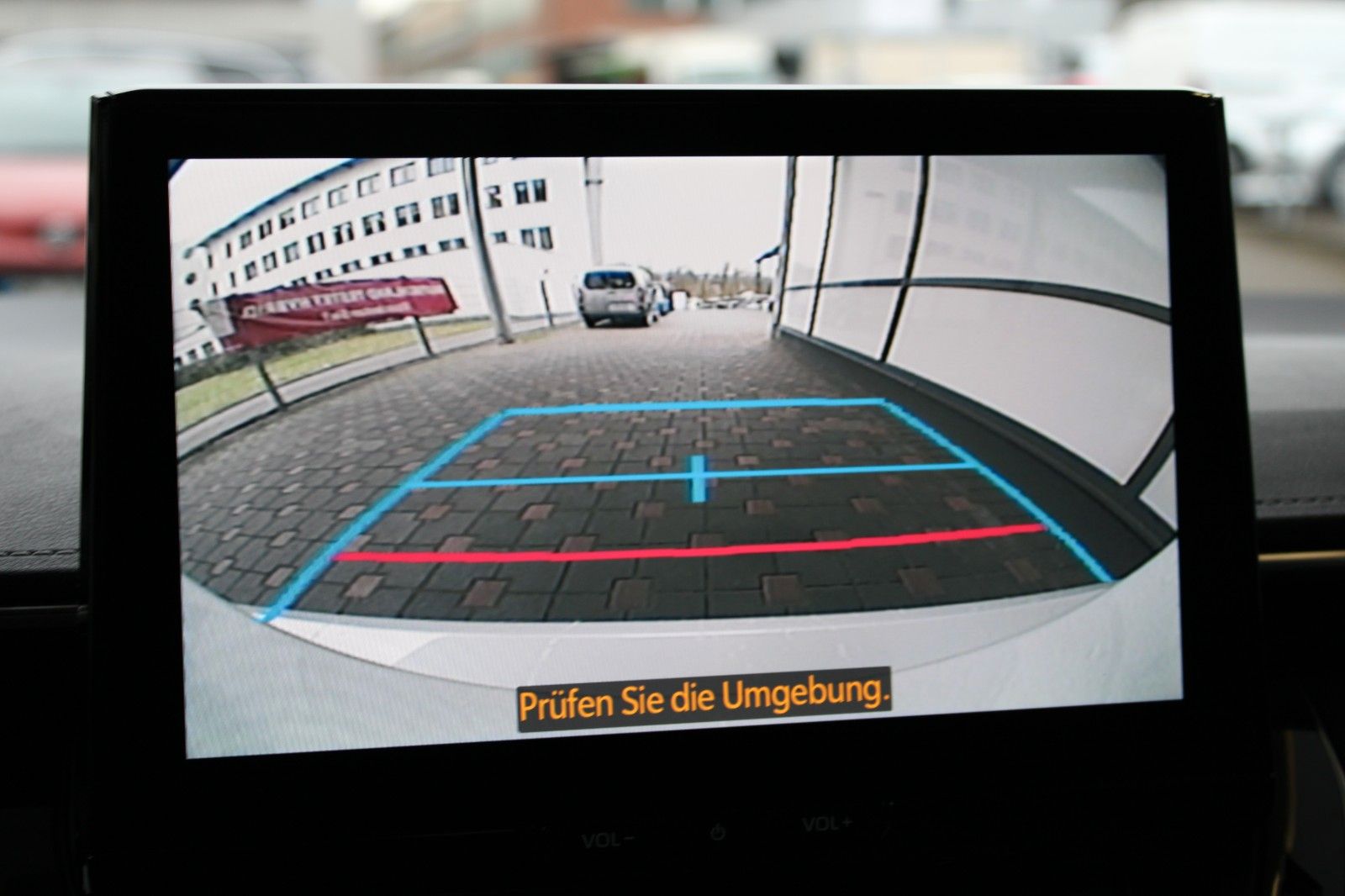 Toyota Corolla 2.0 Hybrid Lounge - Samsaru's Car Outlet