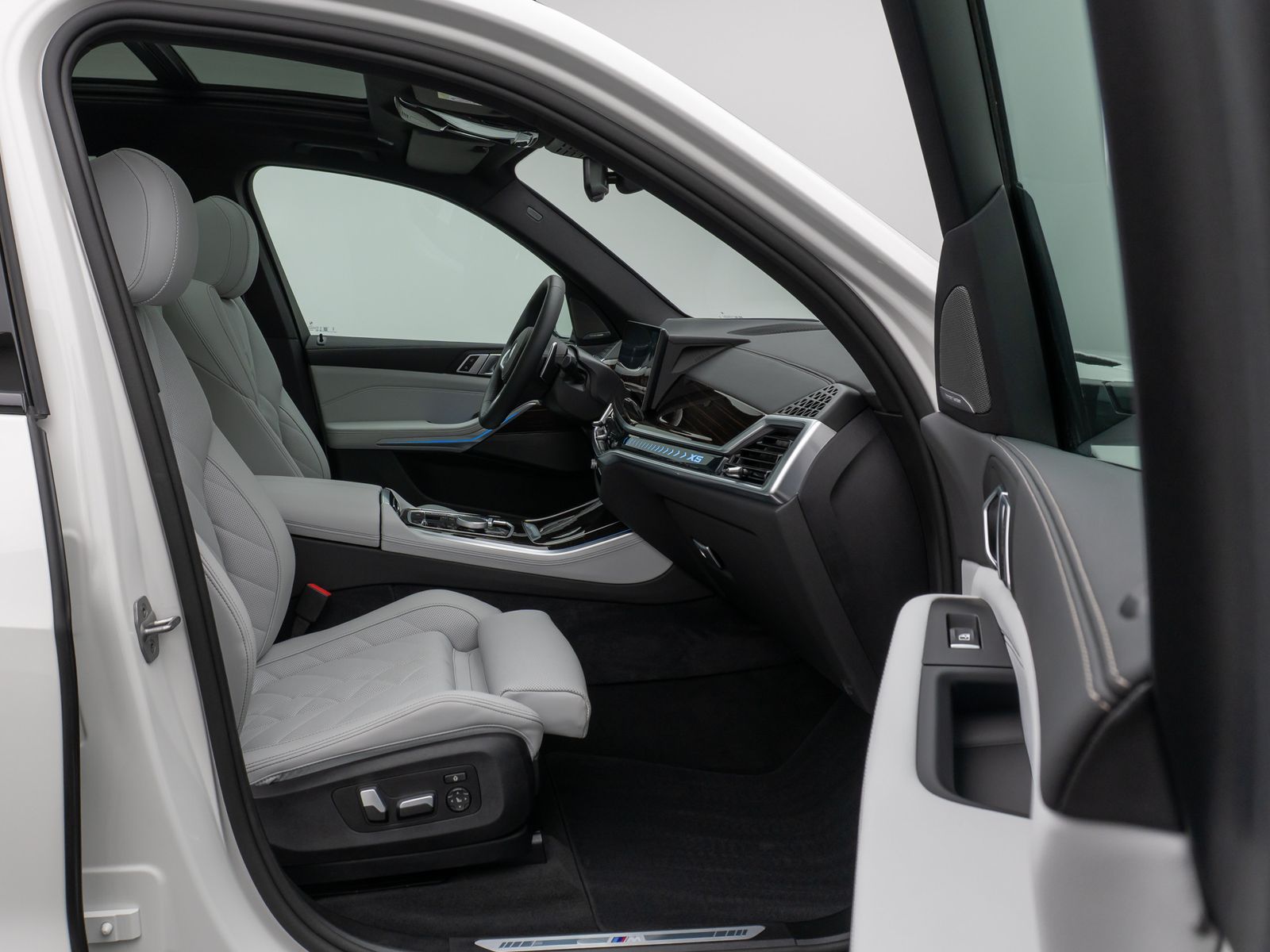 BMW X5 xD50e M Sport Panorama 360°HUD DAB H/K SoftCL