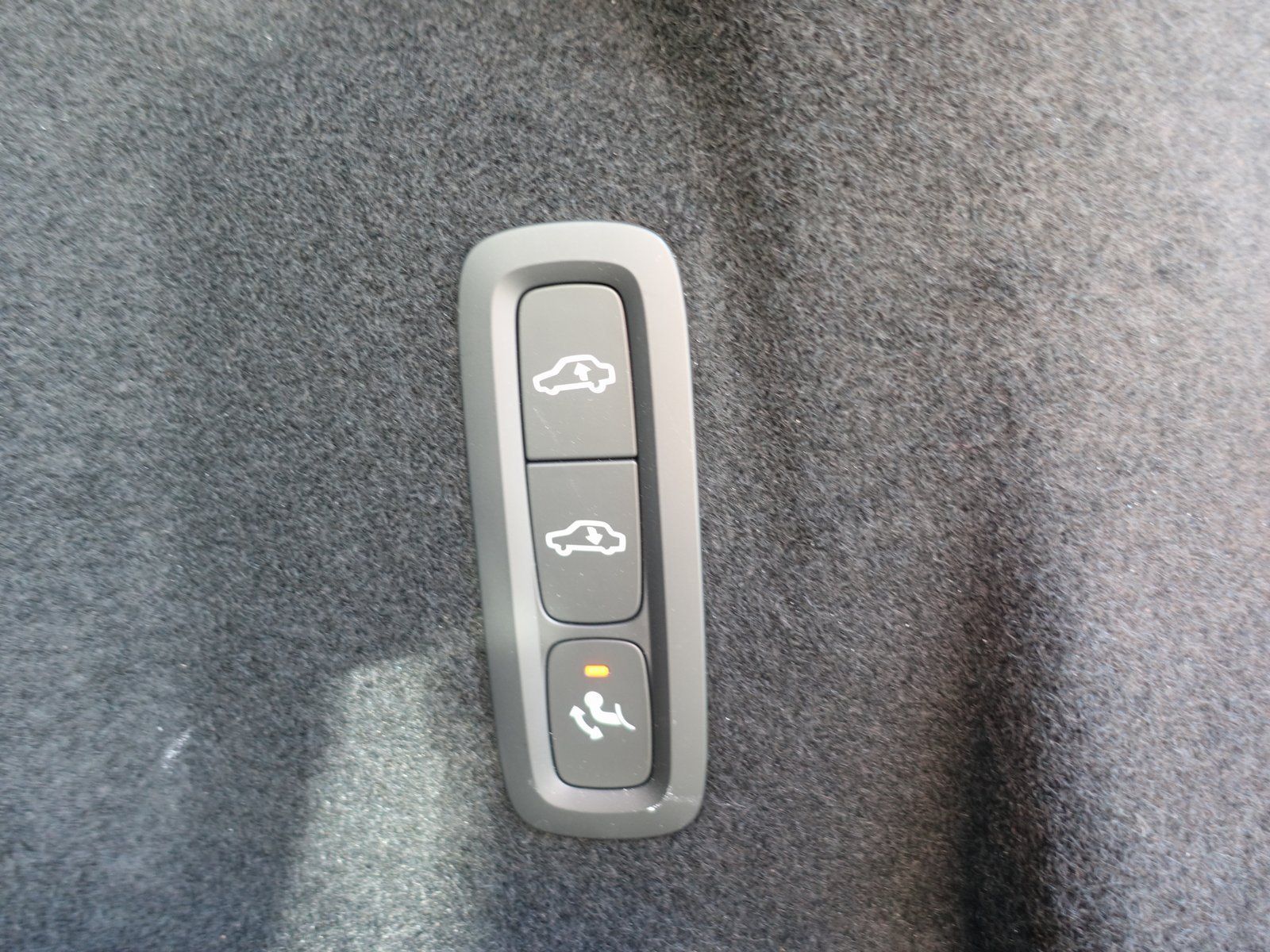 Volvo XC60 Plus T6 AWD Plug-in Hybrid/Four-C/AHK