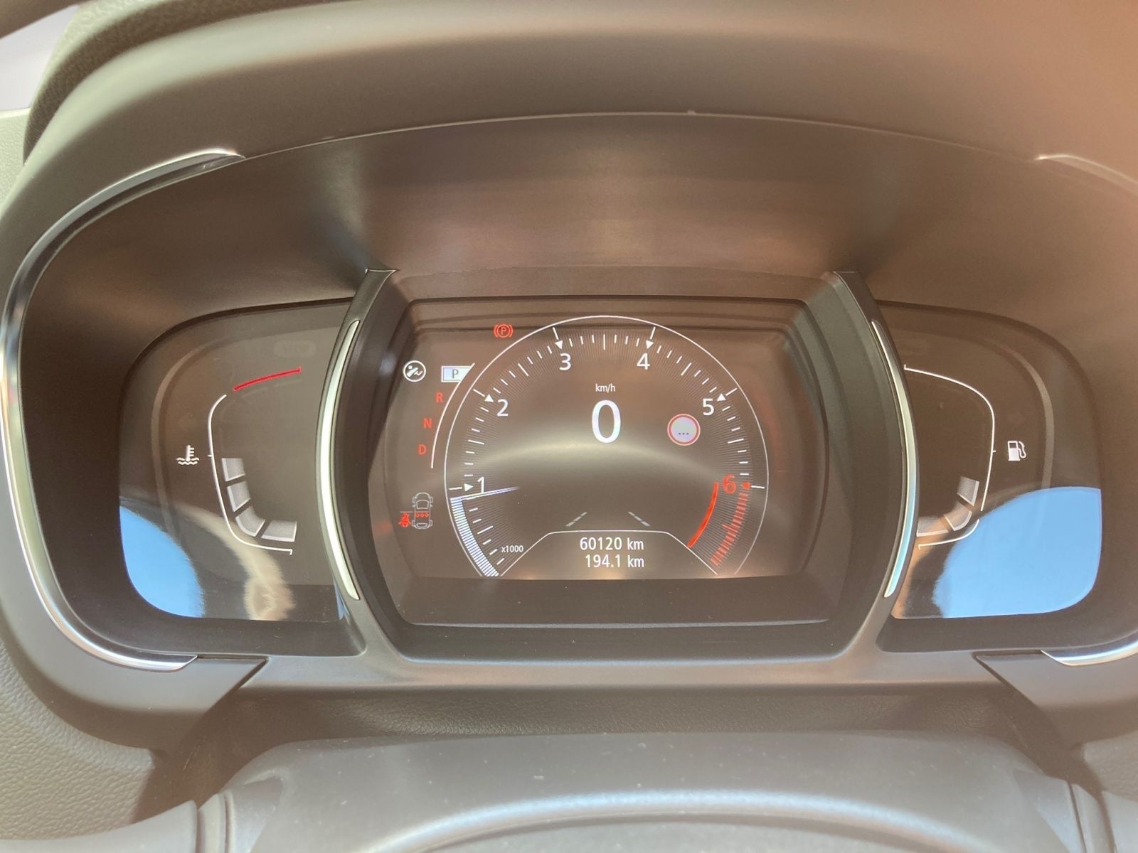 Renault Scenic LIMITED - Samsaru's Car Outlet