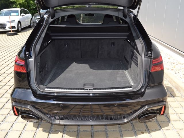 Audi RS6 Avant 4.0 TFSI VOLL/DYNAMIK-PLUS/KERAMIK/AHK