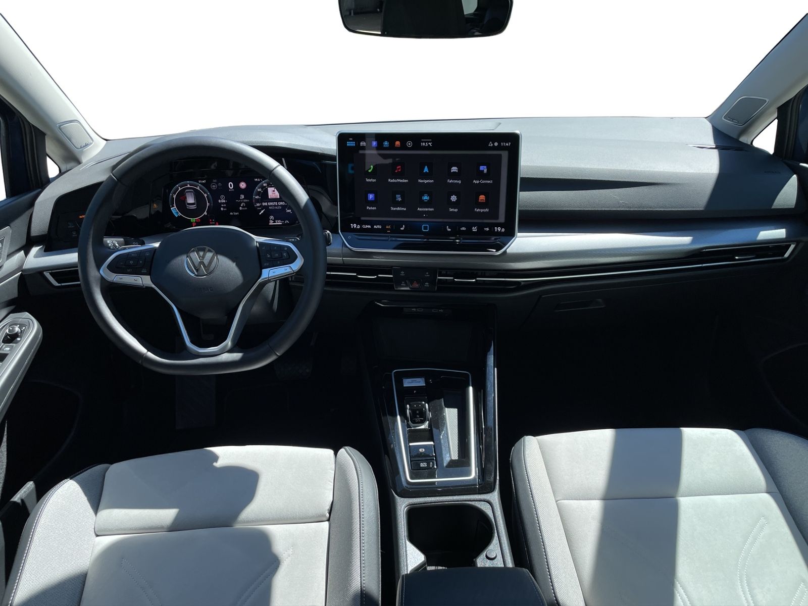 Volkswagen Golf VIII Variant 2.0 TSI 4Motion Style +DSG+AHK