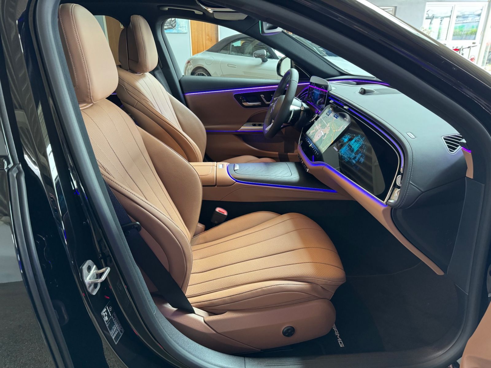 Mercedes-Benz E 220 d 4Matic AMG PremiumPlus - Samsaru's Car Outlet