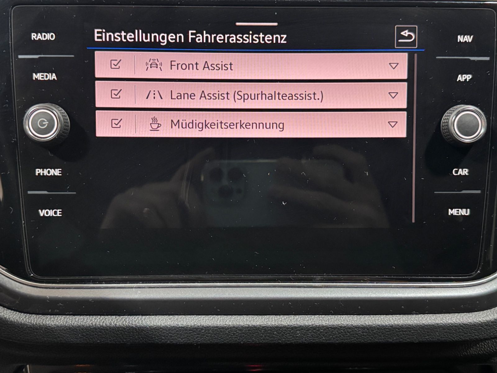 Volkswagen T-Roc Sport 1.5TSI DSG - Samsaru's Car Outlet