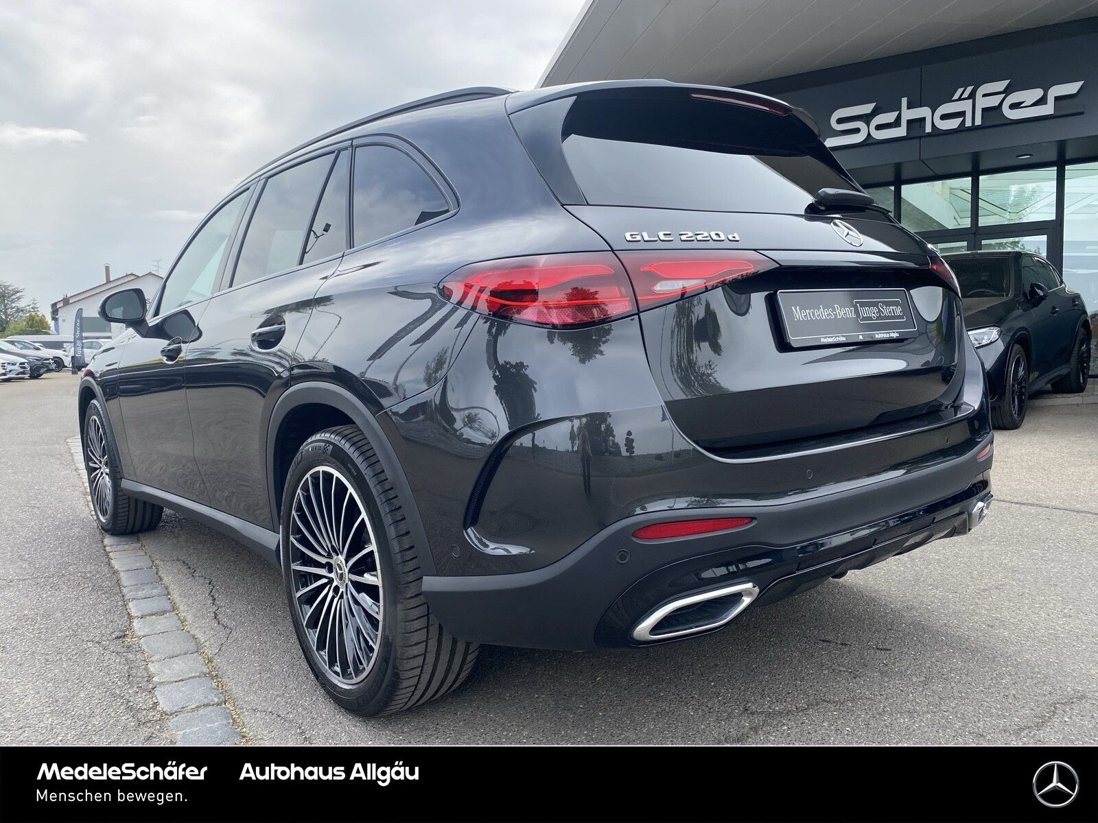 Mercedes-Benz GLC 220 d 4M AMG Night 20' Dist AHK LED Ambi Kam