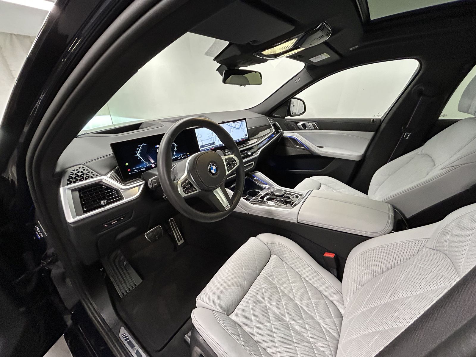 BMW X6 xDrive40d M Sportpaket Pro Pano. AHK Massagef
