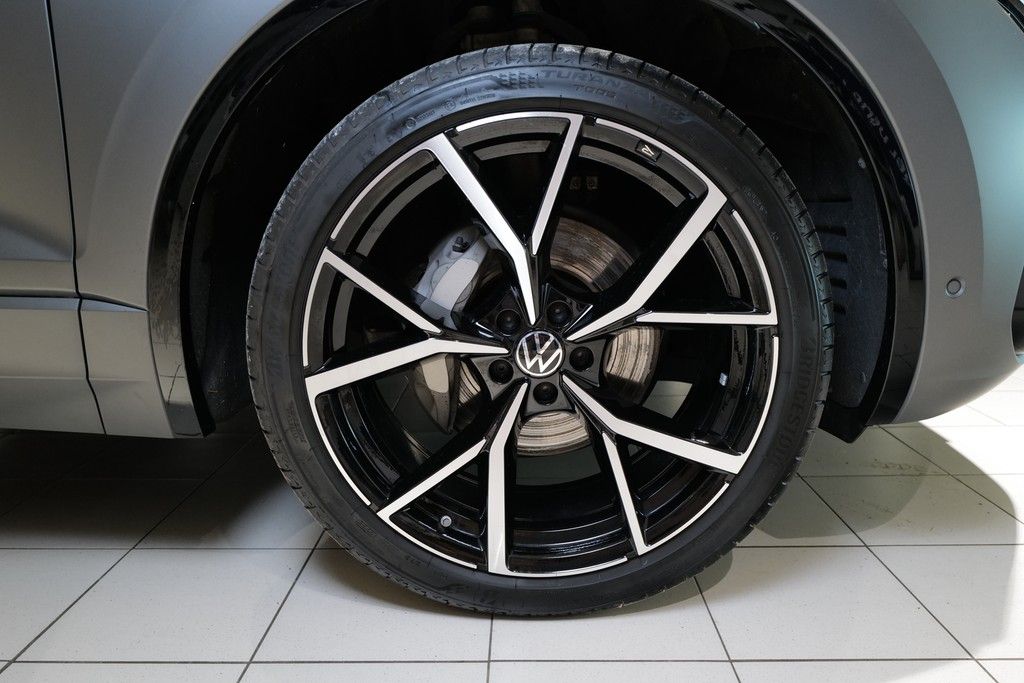 Volkswagen Touareg 3.0TDI R-Line Nachtsicht Dynaudio StdHz