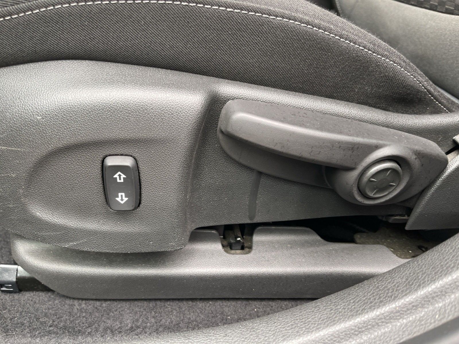 Opel Astra 1.5 CDTI - Samsaru's Car Outlet