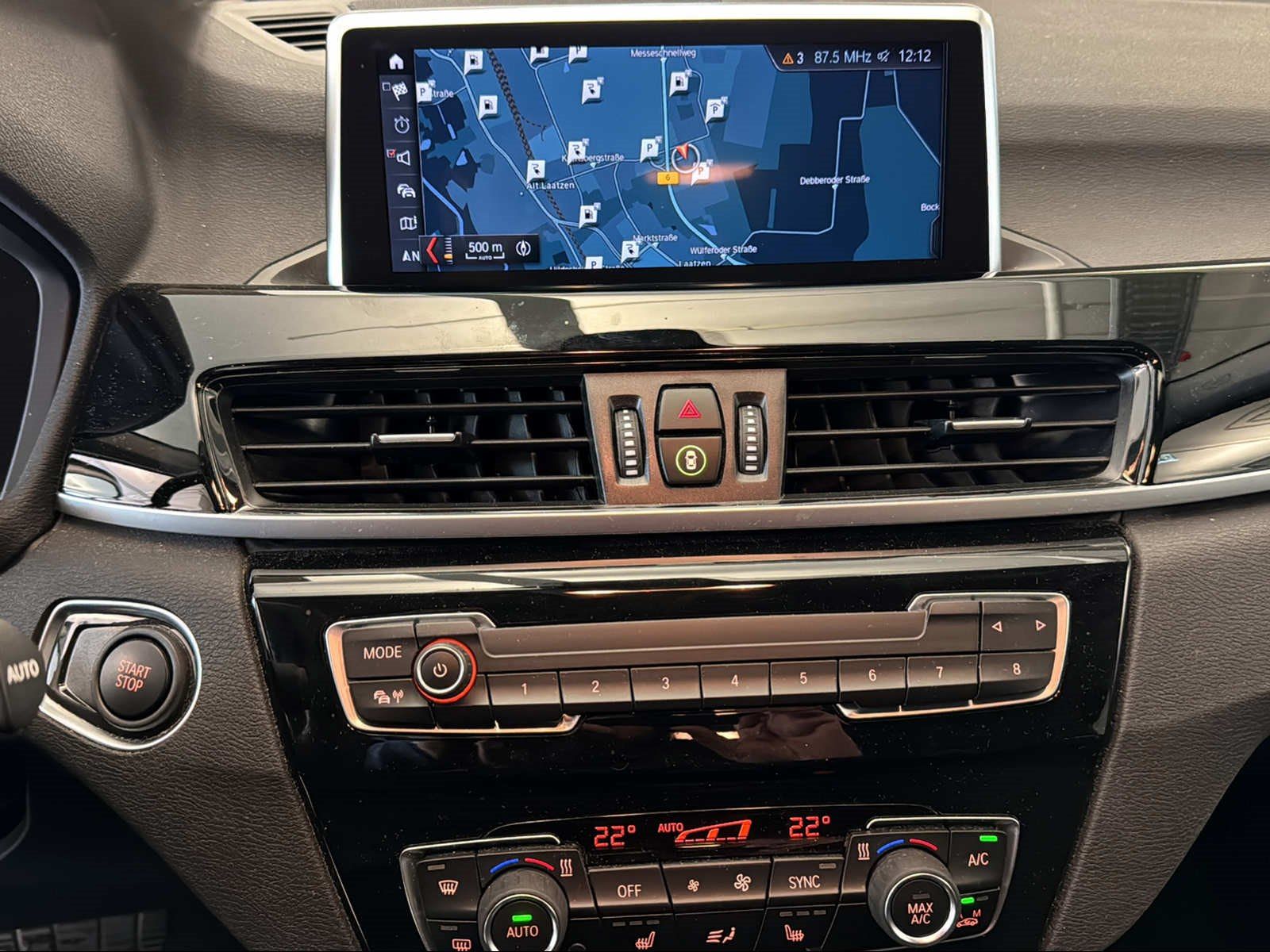 BMW X1 xDrive25e - Samsaru's Car Outlet