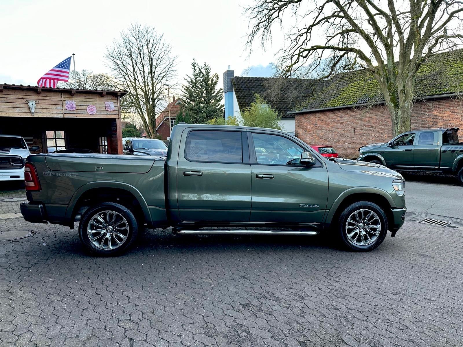 Dodge LARAMIE*5.7*LPG*AHK*NAVI*PDC*RAMBOX*GARANTIE*