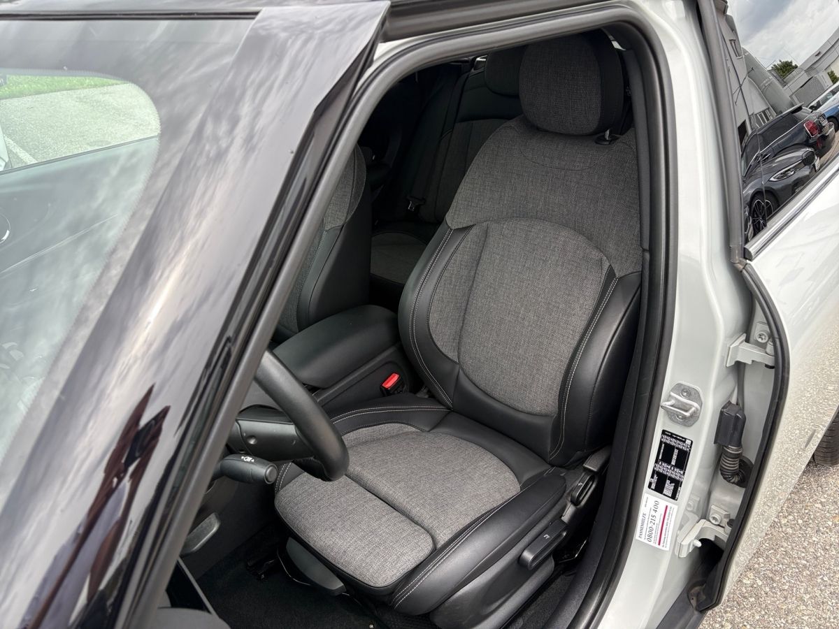 MINI Cooper Clubman Chili Aut. - Samsaru's Car Outlet
