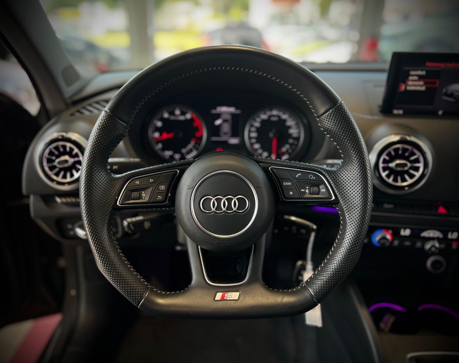 Audi A3 Limousine 30 TFSI S-Line - Samsaru's Car Outlet