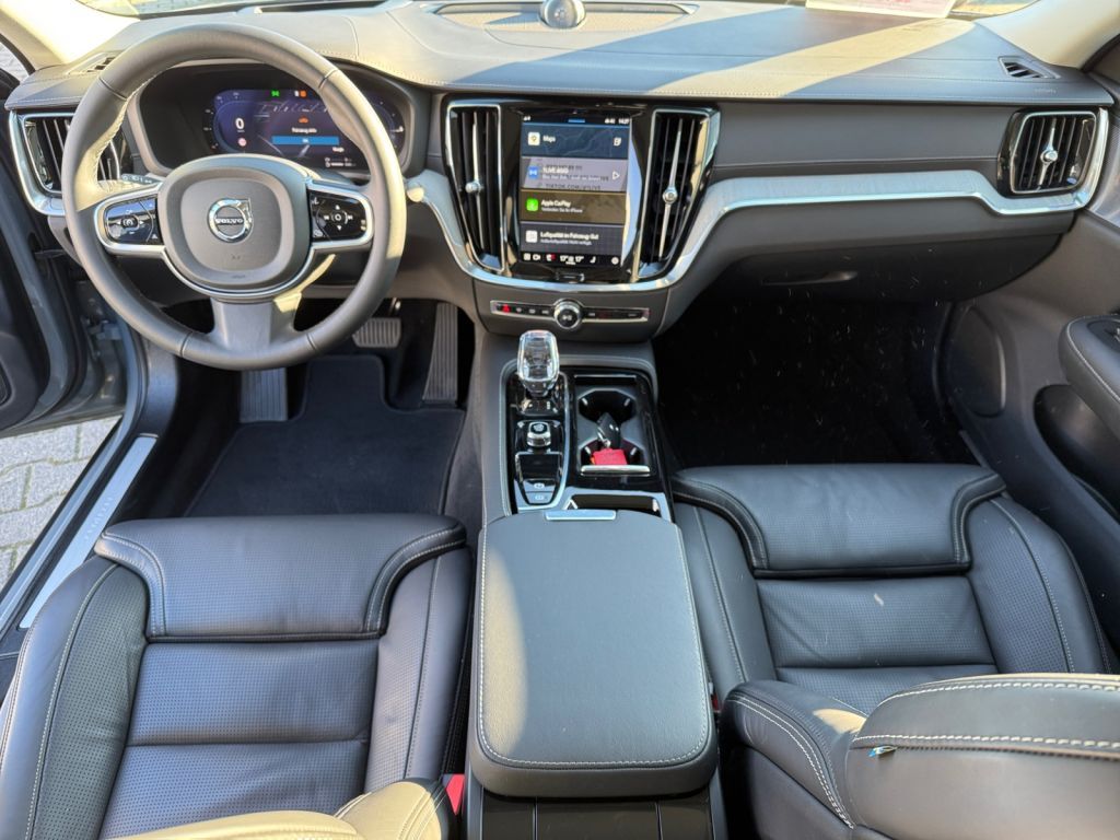 Volvo S60 T8 Recharge AWD Ultimate Dark 360° Bowers &