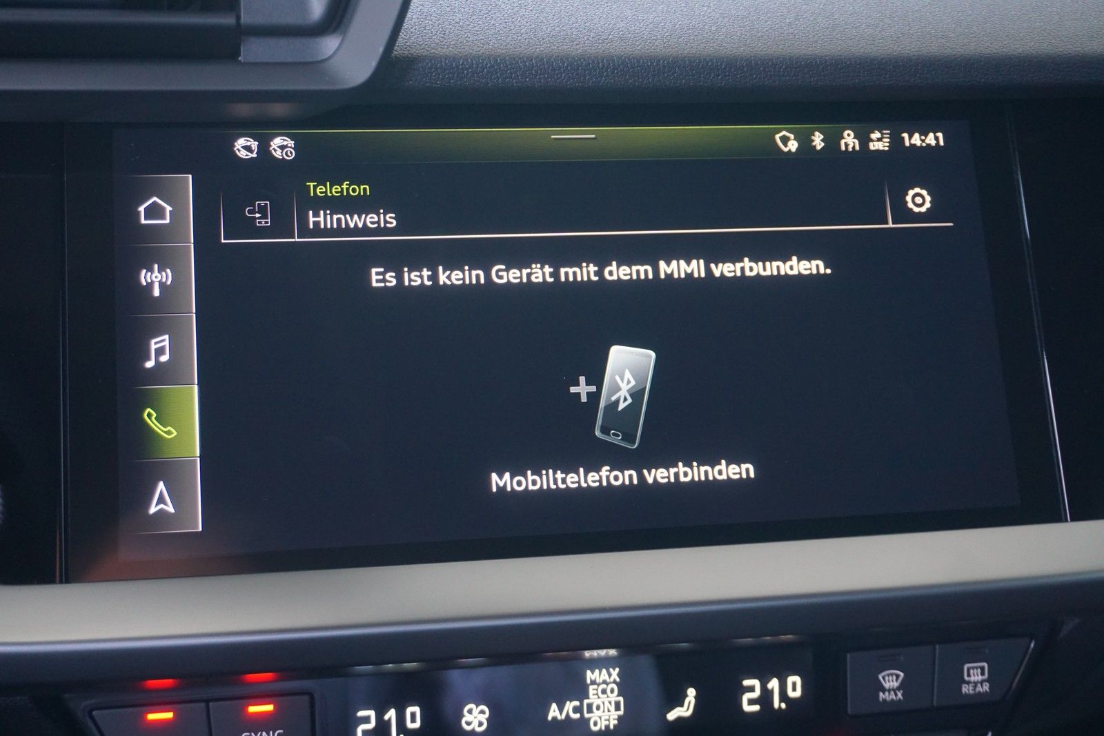 Audi A3 Sportback 45 TFSI e S line - Samsaru's Car Outlet
