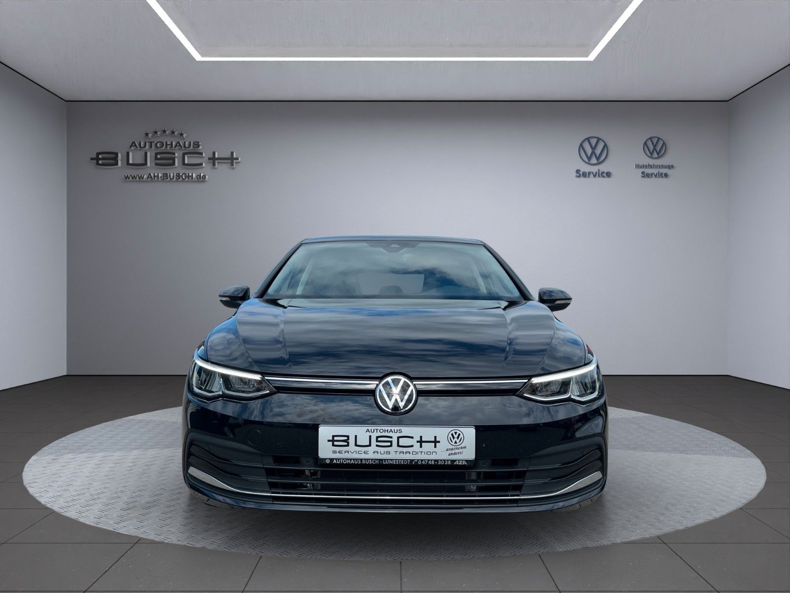 Volkswagen Golf VIII Active 1.5 TSI - Samsaru's Car Outlet