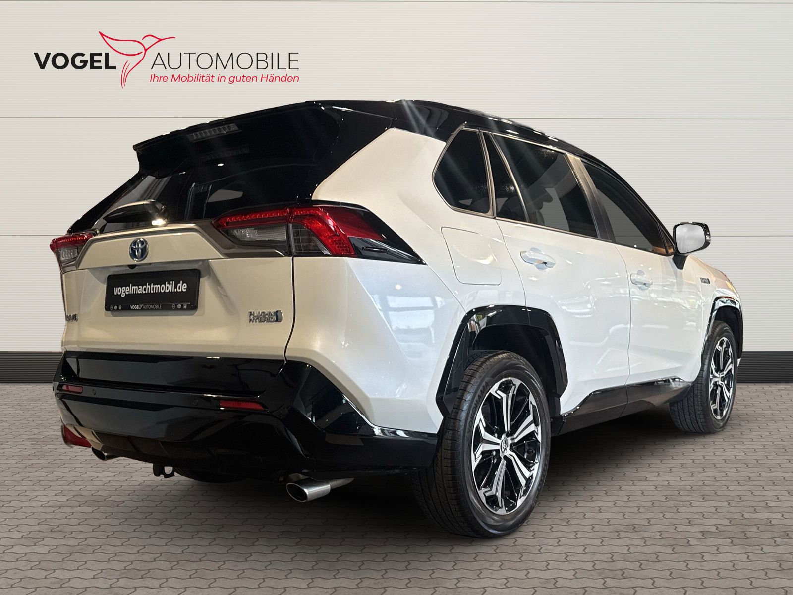 Toyota RAV4 2.5 Hybrid PlugIn Style - Samsaru's Car Outlet