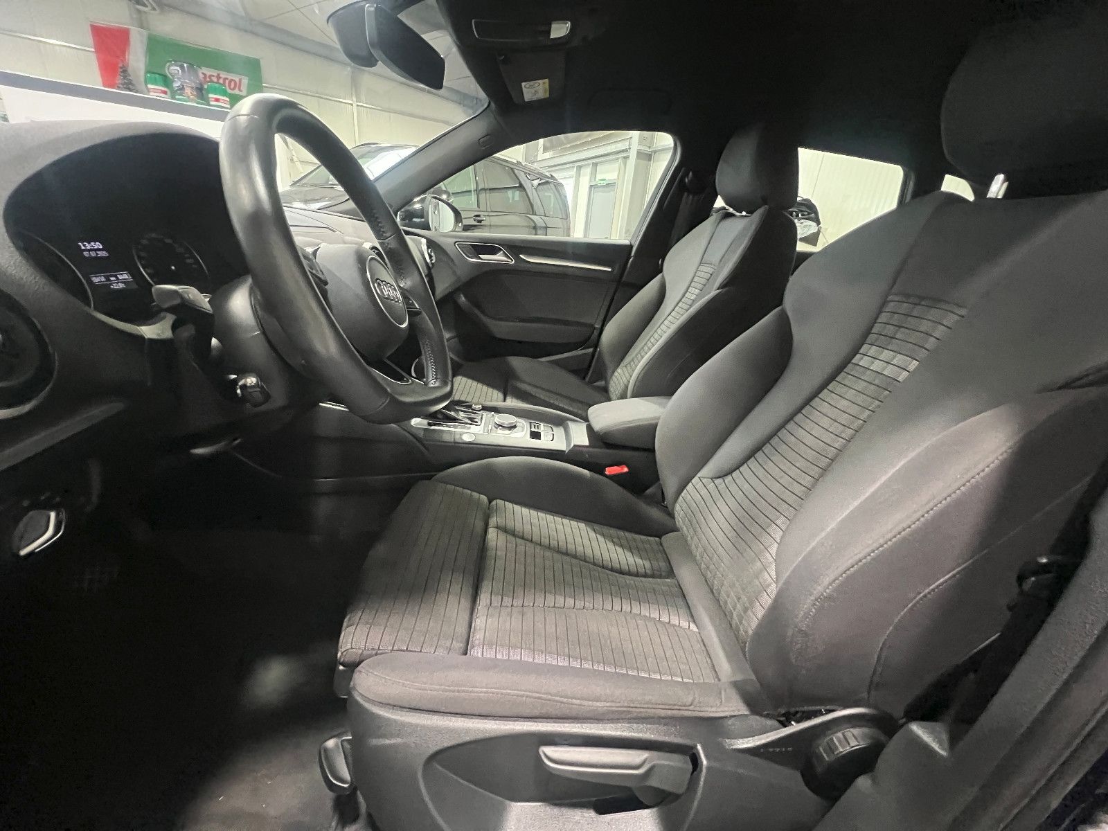 Audi A3 35 TFSI Sportback - Samsaru's Car Outlet