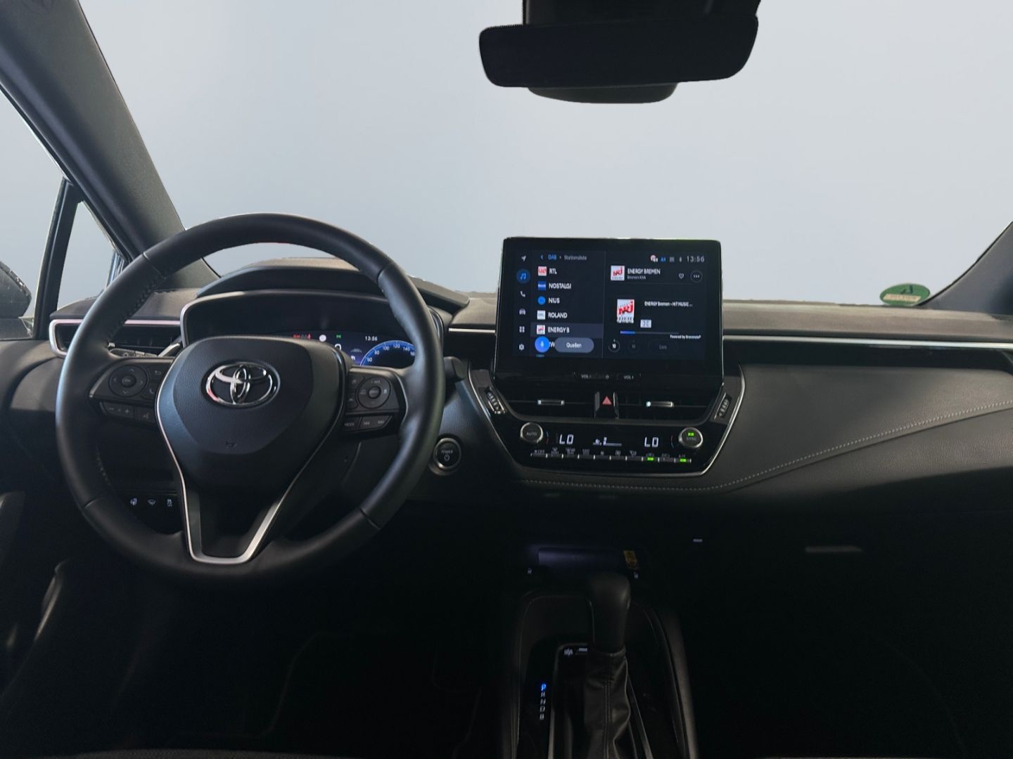 Toyota Corolla 1.8 Hybrid Teamplayer *LED*ACC*RCam*SHZ*