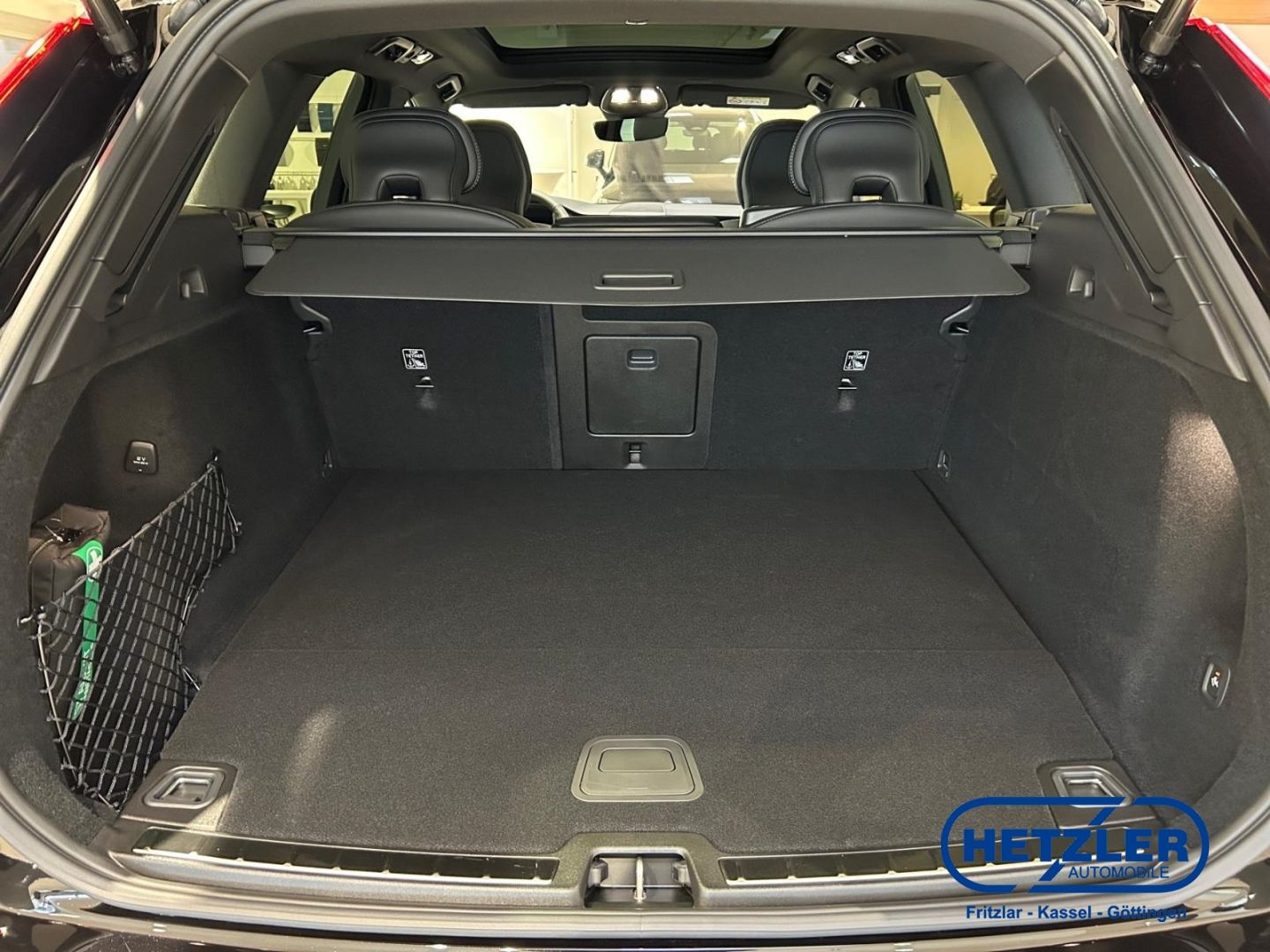 Volvo XC60 Plus Black Edition Recharge Plug-In Hybrid