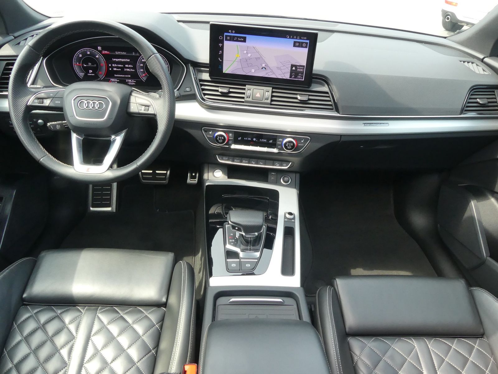 Audi Q5 40 TDI S-Line s-tronic - Samsaru's Car Outlet