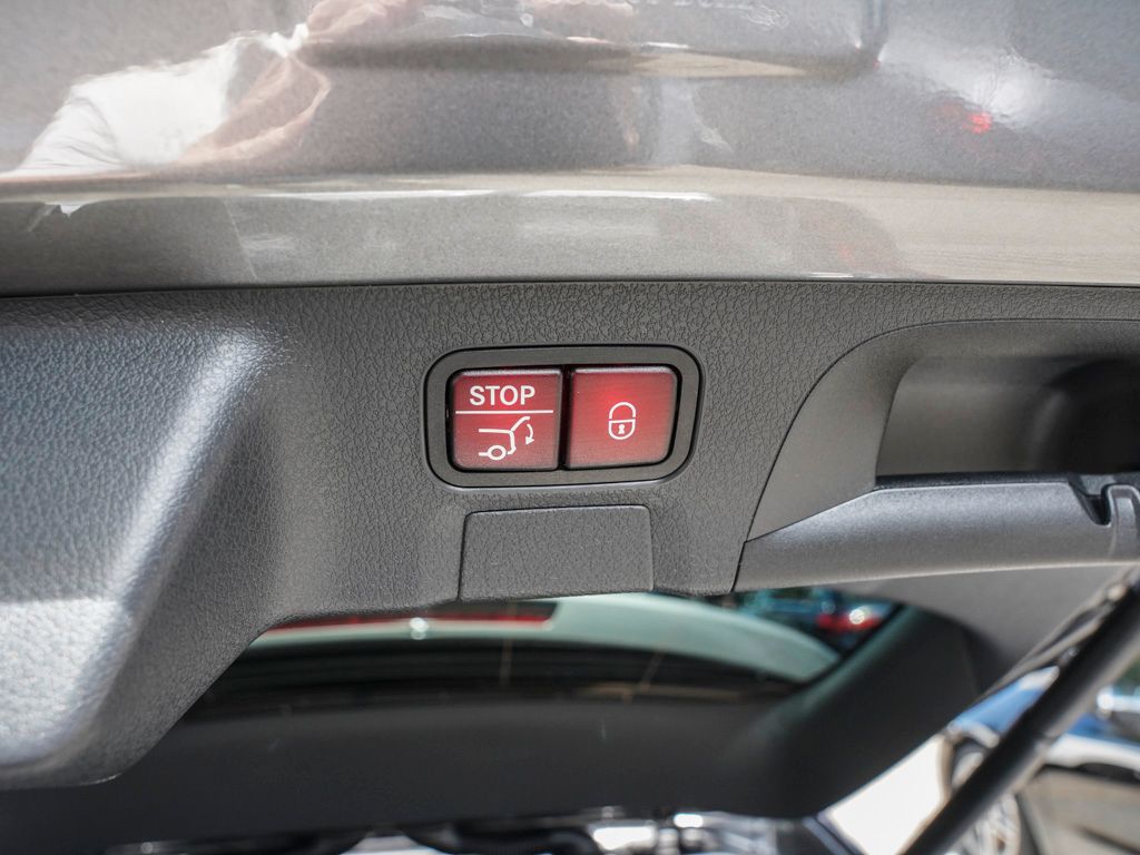 Mercedes-Benz CLA 250 4M AMG-LINE - Samsaru's Car Outlet