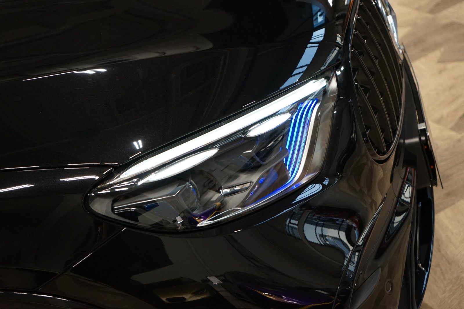 Mercedes-Benz GLC*300d*4M*AIR*360*TOW*PANO*63.554€ NETTO