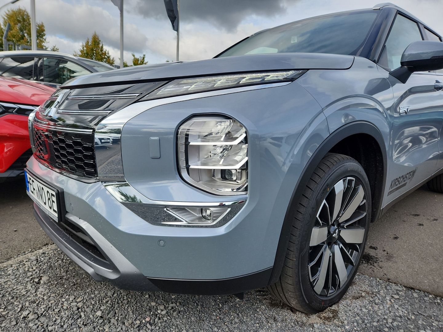 Mitsubishi Plug-in Hybrid Outlander Intro 4WD *neues Modell