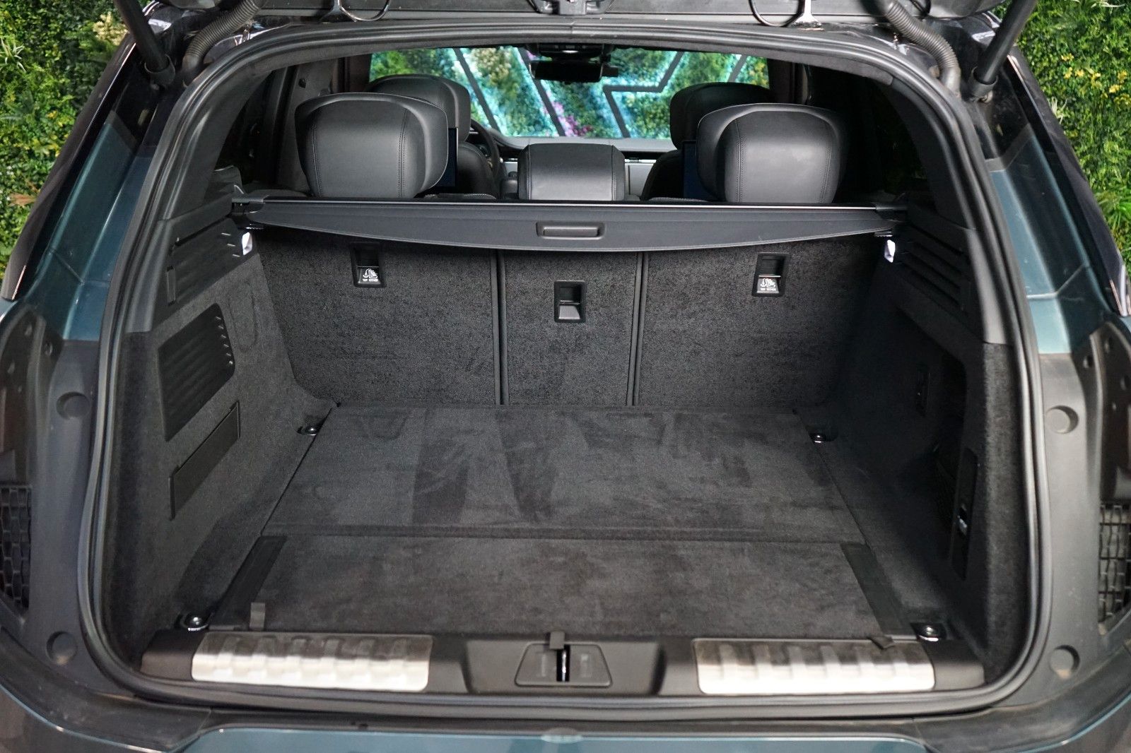 Range Rover Sport D350 AUTOBIO - Samsaru's Car Outlet