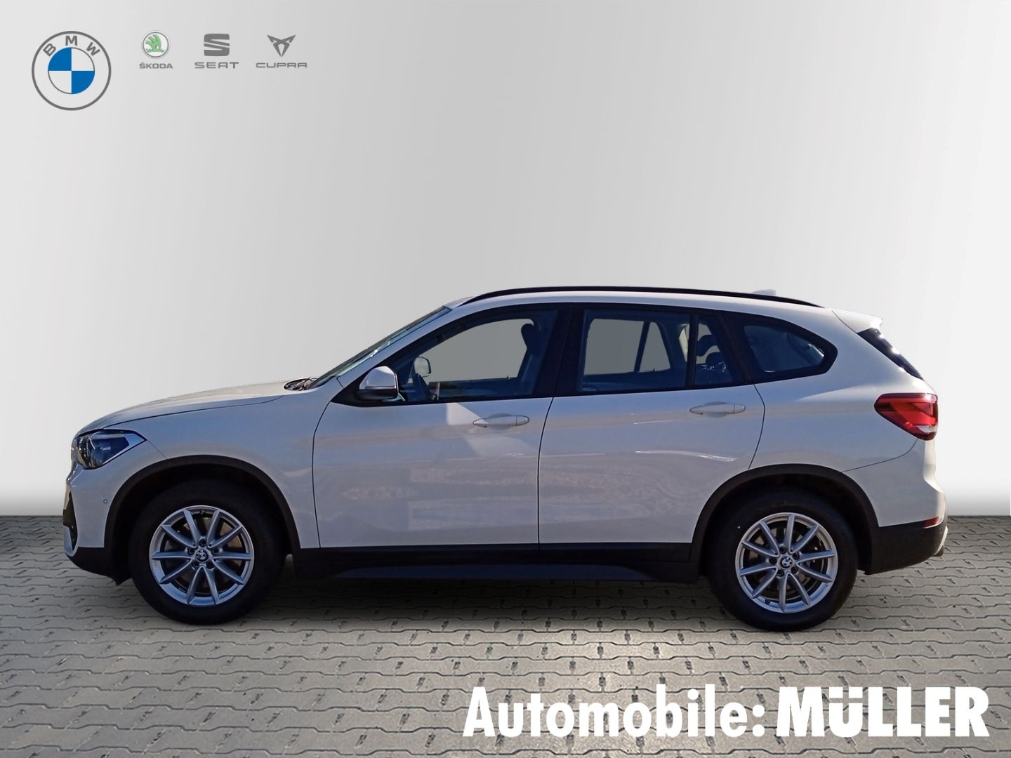 BMW X1 xDrive 20 d Advantage - Samsaru's Car Outlet