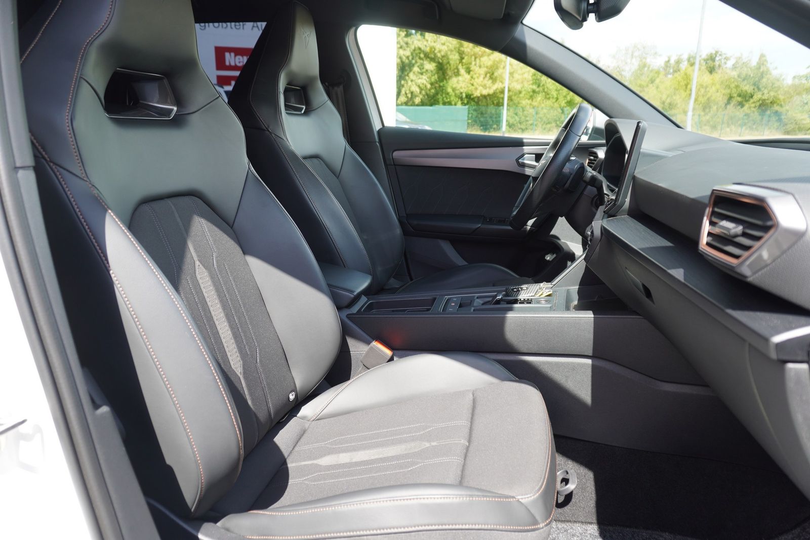 Cupra Leon ST 1.4 e-Hybrid - Samsaru's Car Outlet