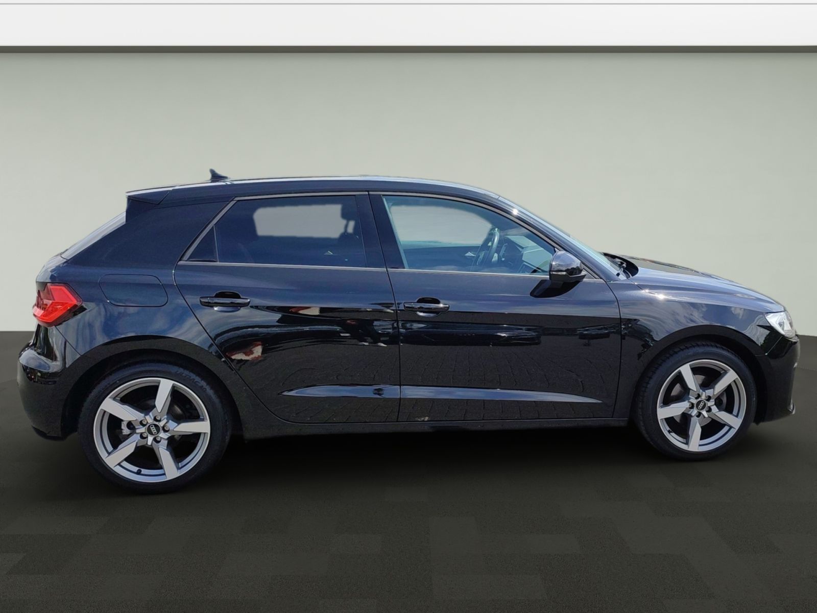 Audi A1 Sportback Advanced 30 TFSI - Samsaru's Car Outlet