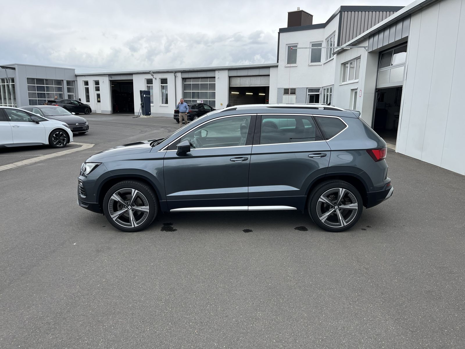 Seat Ateca 1.5 TSI DSG Xperience AHK PANO Navi 360RFK