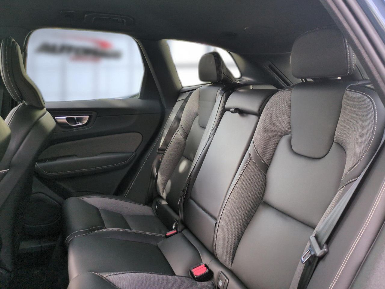 Volvo XC 60 Plus Dark AWD