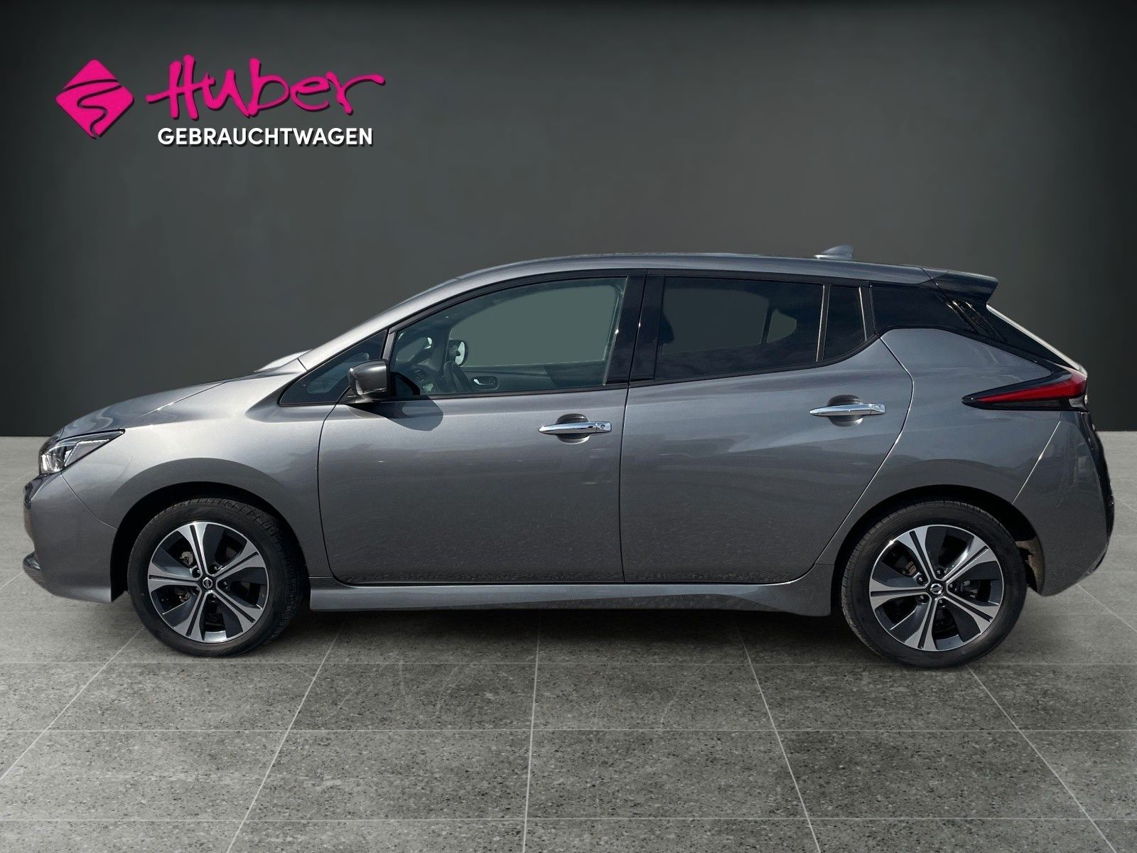 Nissan Leaf 62 kWh TEKNA - Samsaru's Car Outlet