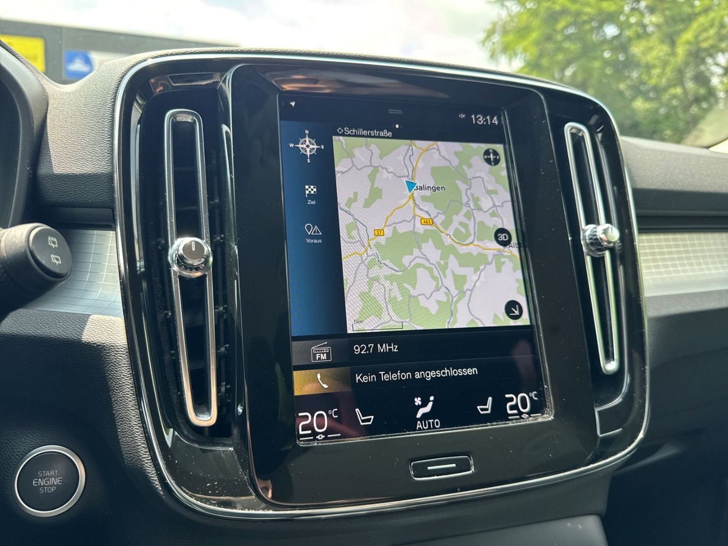 Volvo XC40 Momentum Pro 2WD T3 - Samsaru's Car Outlet