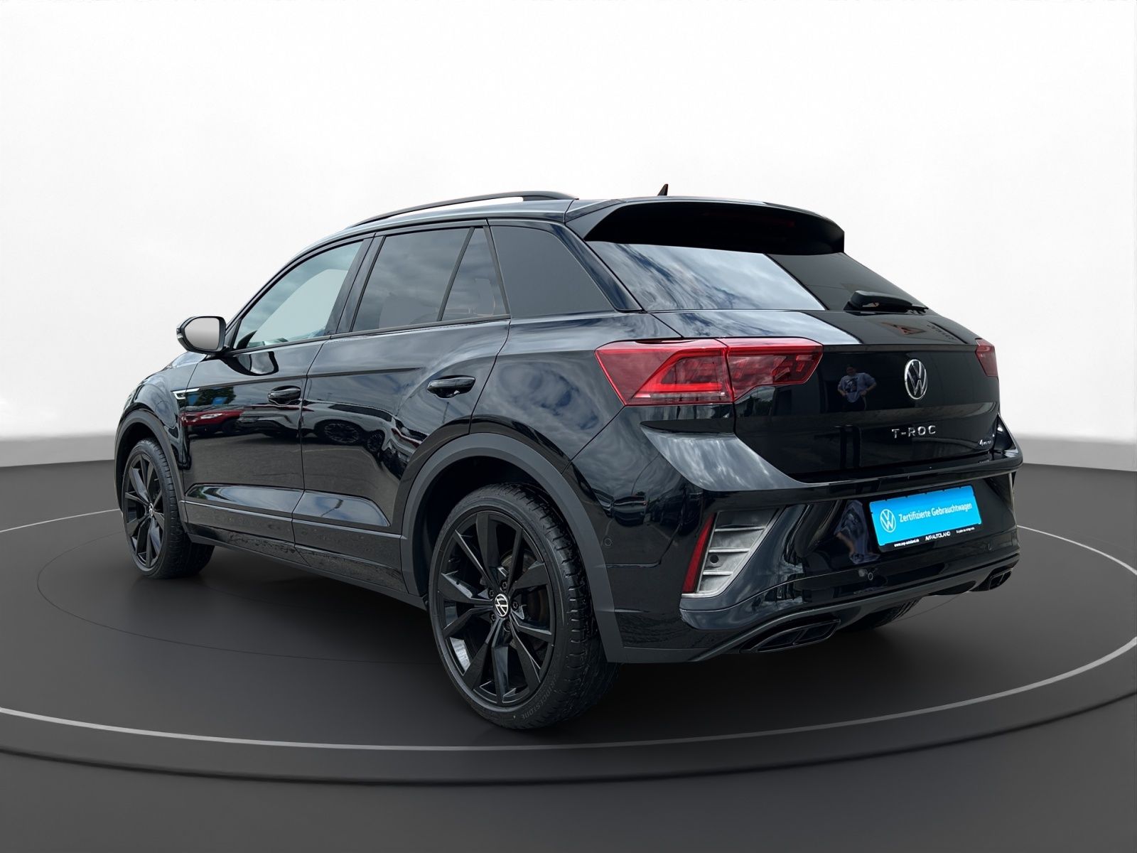 Volkswagen T-Roc 2.0 TSI DSG 4MOTION R-Line BLACK - Samsaru's Car Outlet