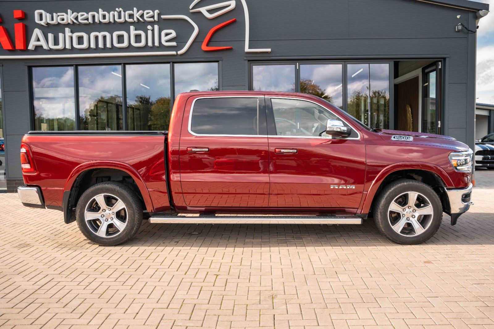 Dodge RAM 5,7 Hemi LARAMIE LPG BRC GAS PANO/LED/AHK/