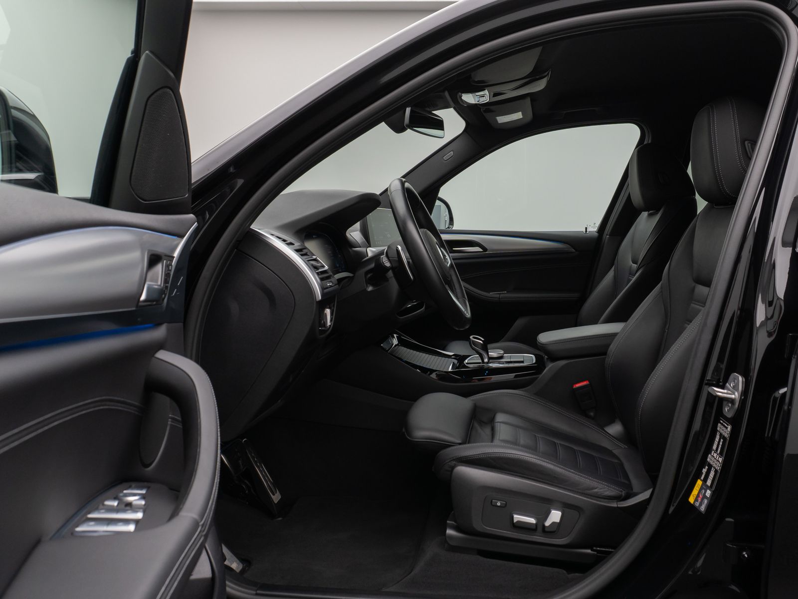BMW X3 xD30e M Sport - Samsaru's Car Outlet