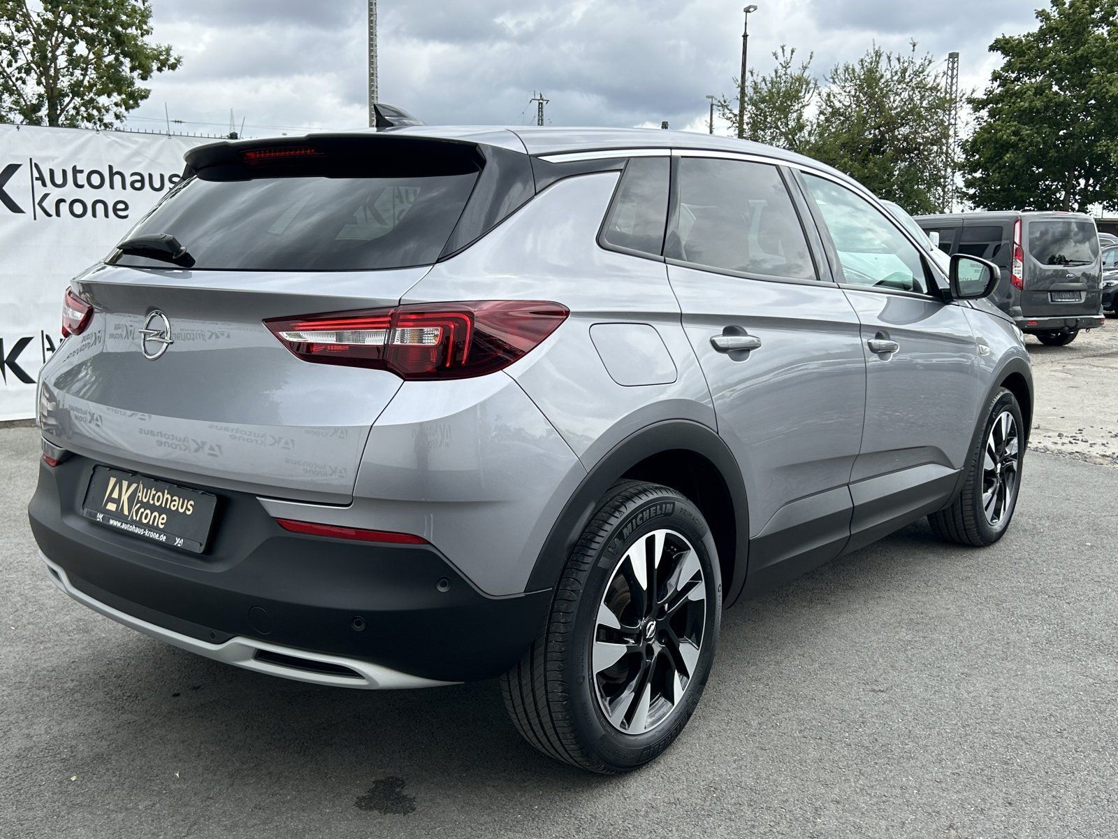 Opel Grandland X 1.5 D INNOVATION - Samsaru's Car Outlet