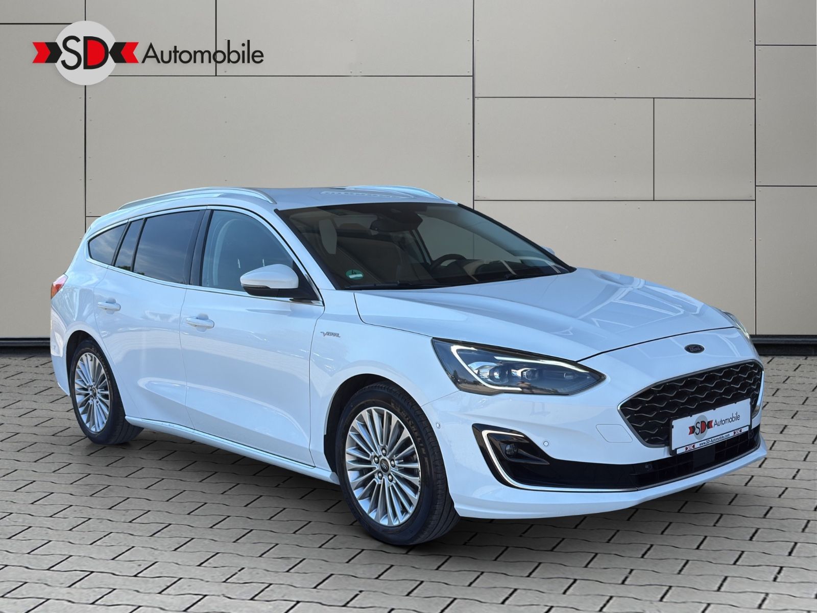 Ford Focus 2.0 Vignale - Samsaru's Car Outlet