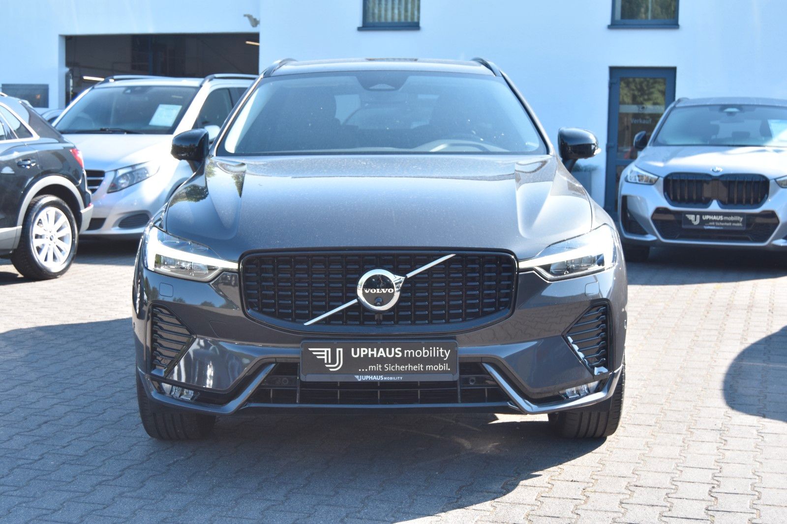 Volvo XC60 Plus Dark AWD ACC/LED/AHKs/HKSound/360CAM