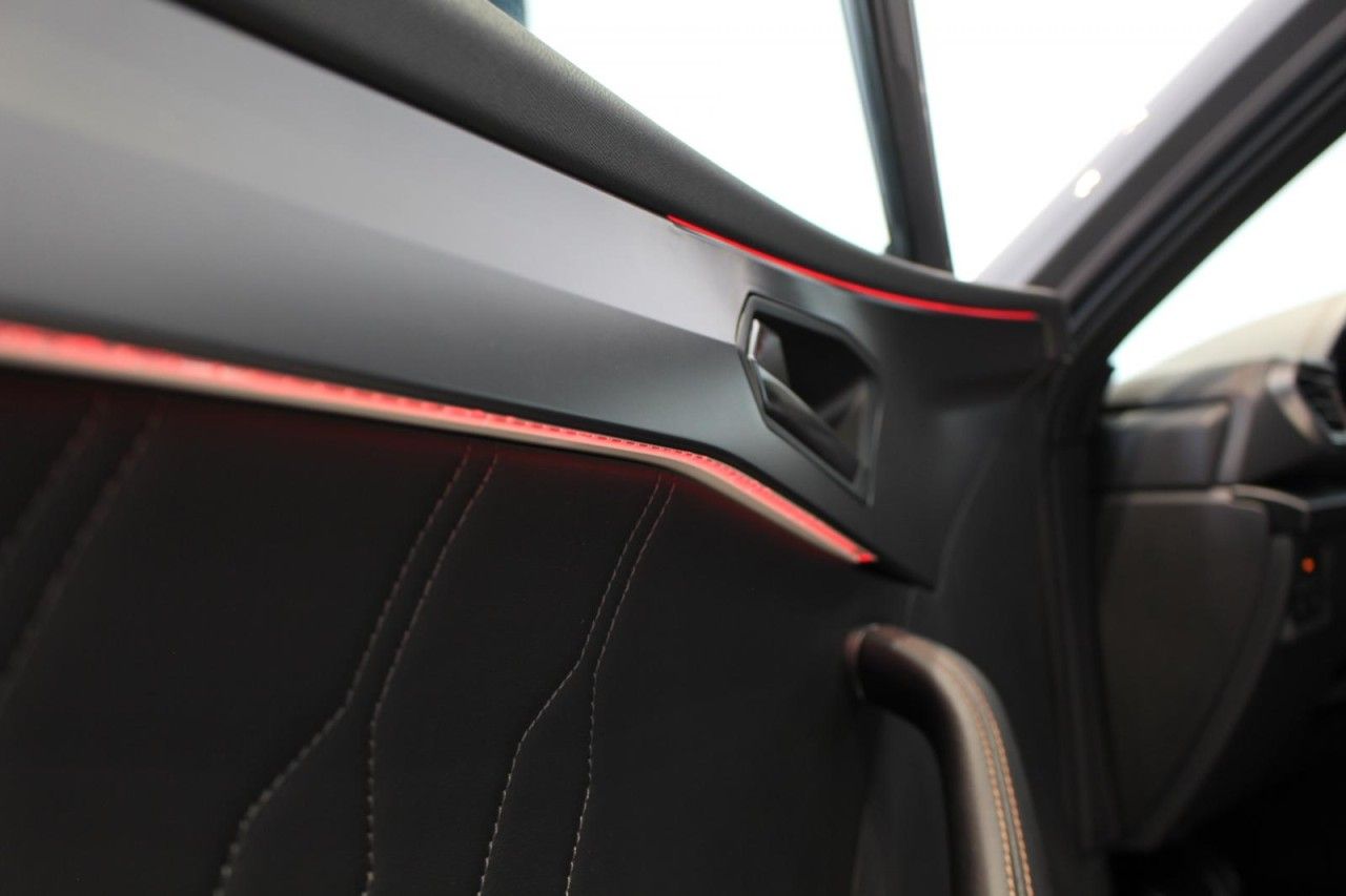 Cupra Formentor VZ 2.0 TSI DSG 4Drive 4JGAR/AHK/PANO/e