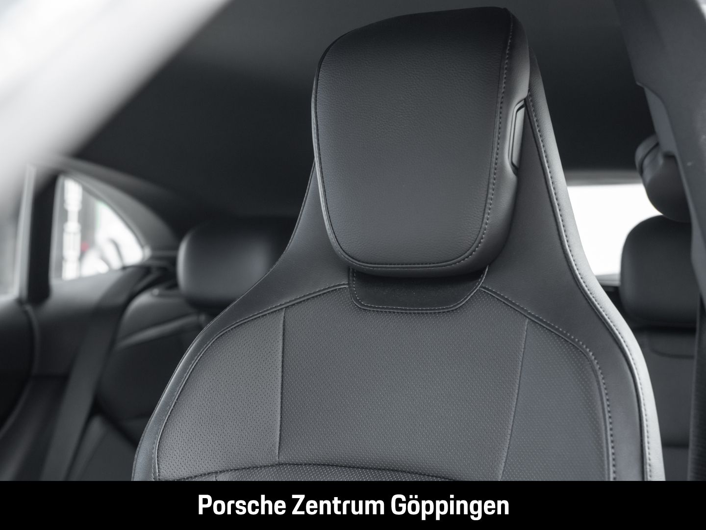 Porsche Taycan 4S Cross Turismo Sport Chrono InnoDrive