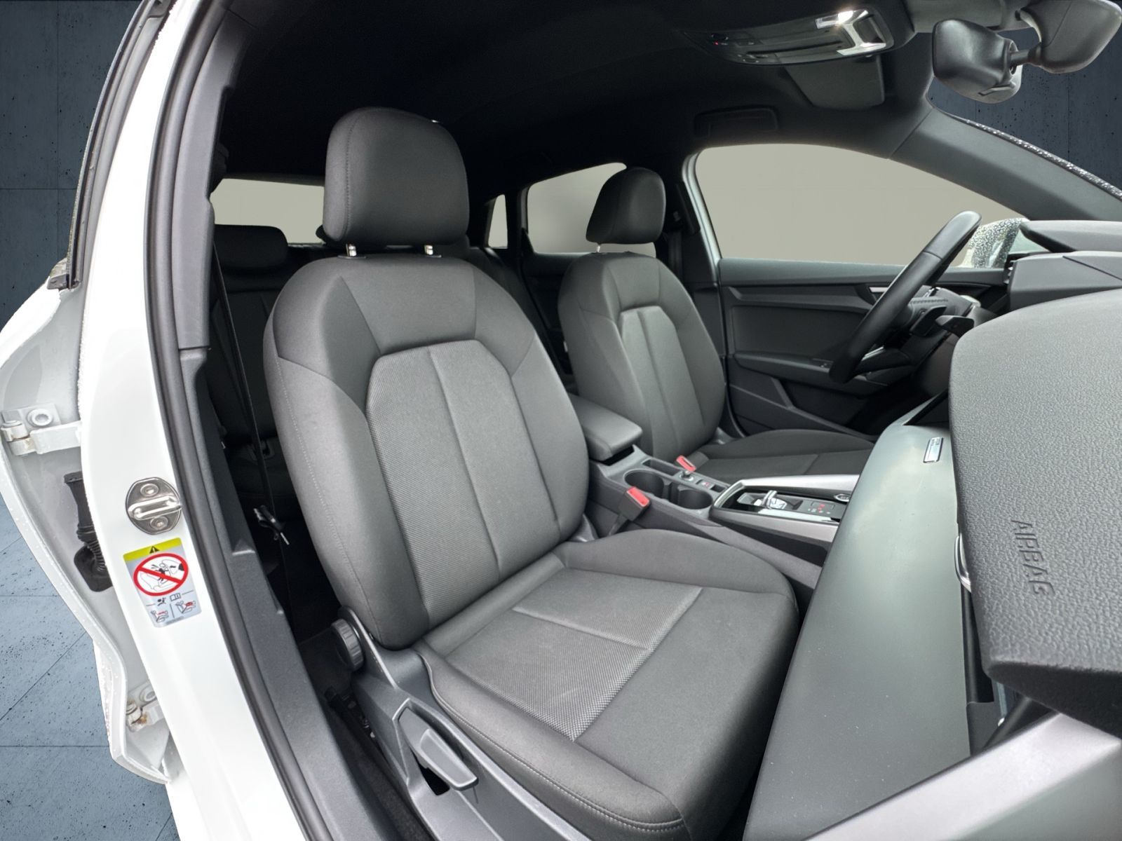 Audi A3 Sportback 40 TFSI e MMI/ASI/SHZ/EPH/17"/Tempo