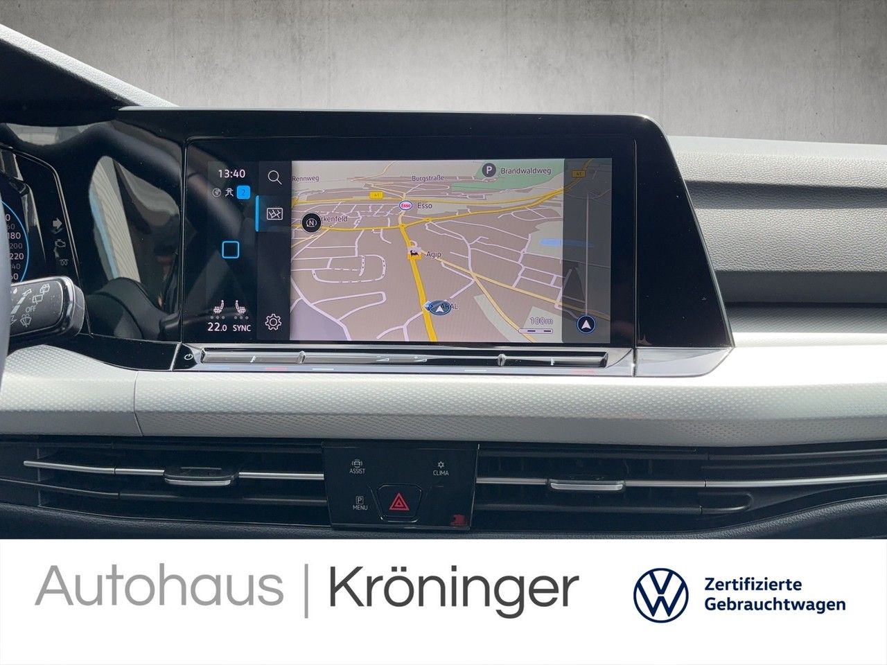 Volkswagen Golf VIII Variant MOVE 1.0 eTSI DSG - Samsaru's Car Outlet