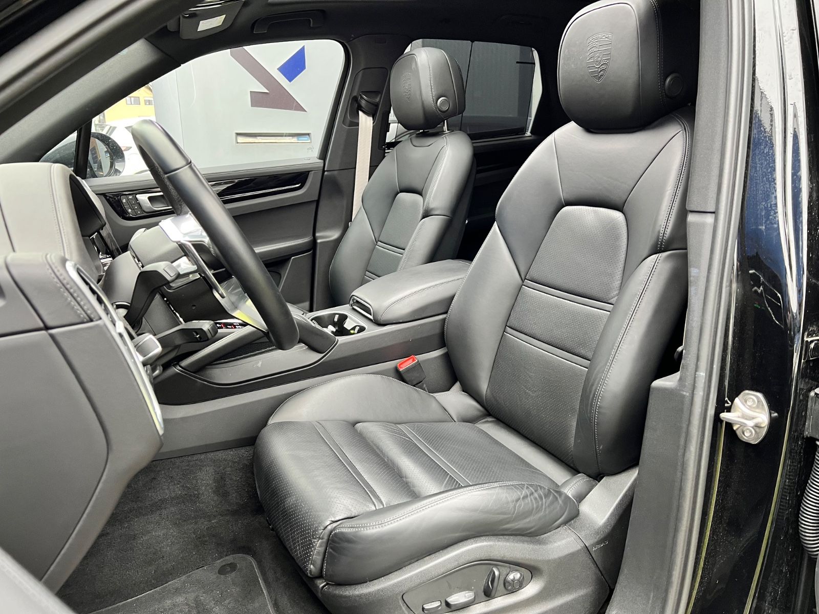 Porsche Cayenne E-Hyb #PLATINUM Ed. SPORT DESIGN 22"ALU!